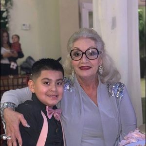 Meet your Posher, Rosamaria